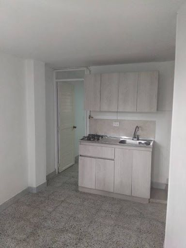 Apartaestudio en arriendo Antioquia Medellín Los Alcazares 35 m2 Habitaciones 1 Baños 1 Garajes 0 Precio $1100000