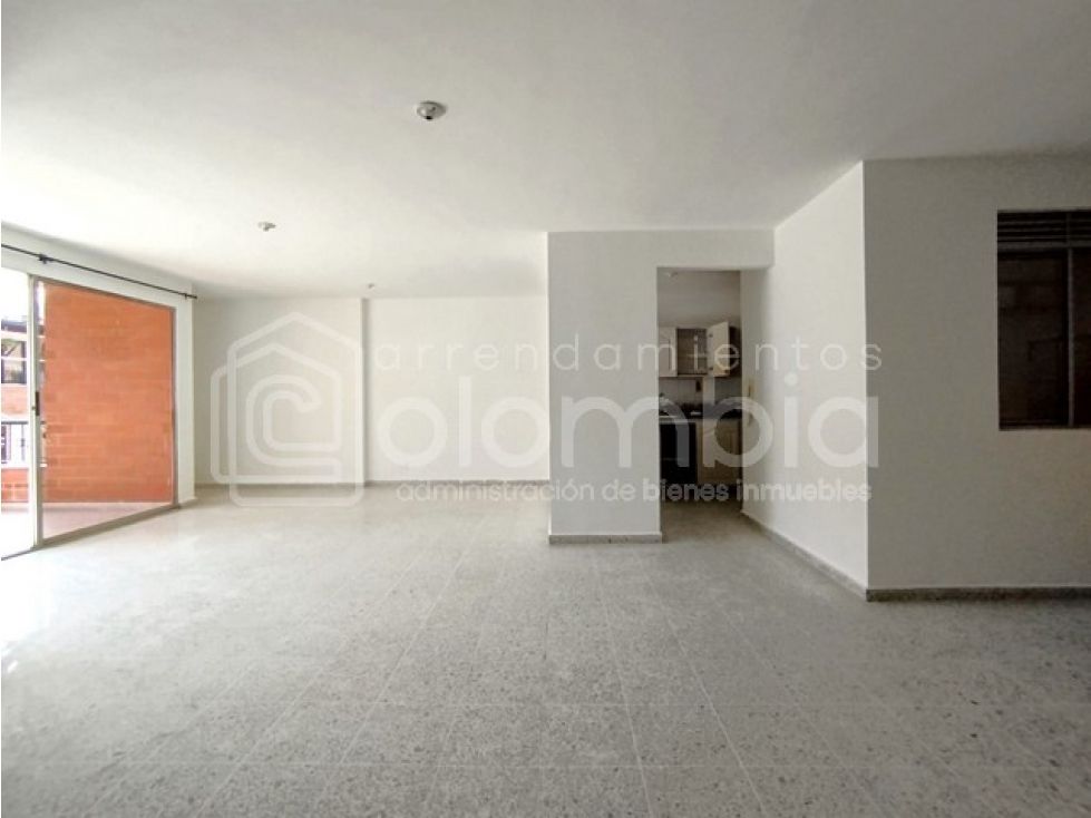 Apartamento en arriendo Antioquia Envigado Milán - Vallejuelos 100 m2 Habitaciones 3 Baños 2 Garajes 1 Precio $2800000