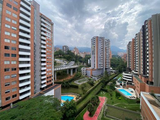 Apartamento en arriendo Antioquia Envigado El Esmeraldal 64 m2 Habitaciones 2 Baños 2 Garajes 1 Precio $3500000