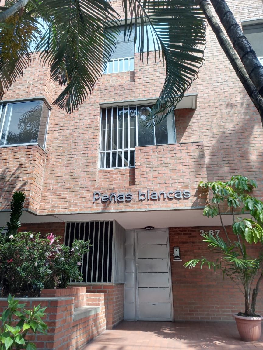 Apartamento en venta Valle Del Cauca Cali El Peñón 65 m2 Habitaciones 2 Baños 2 Garajes 1 Precio $370000000