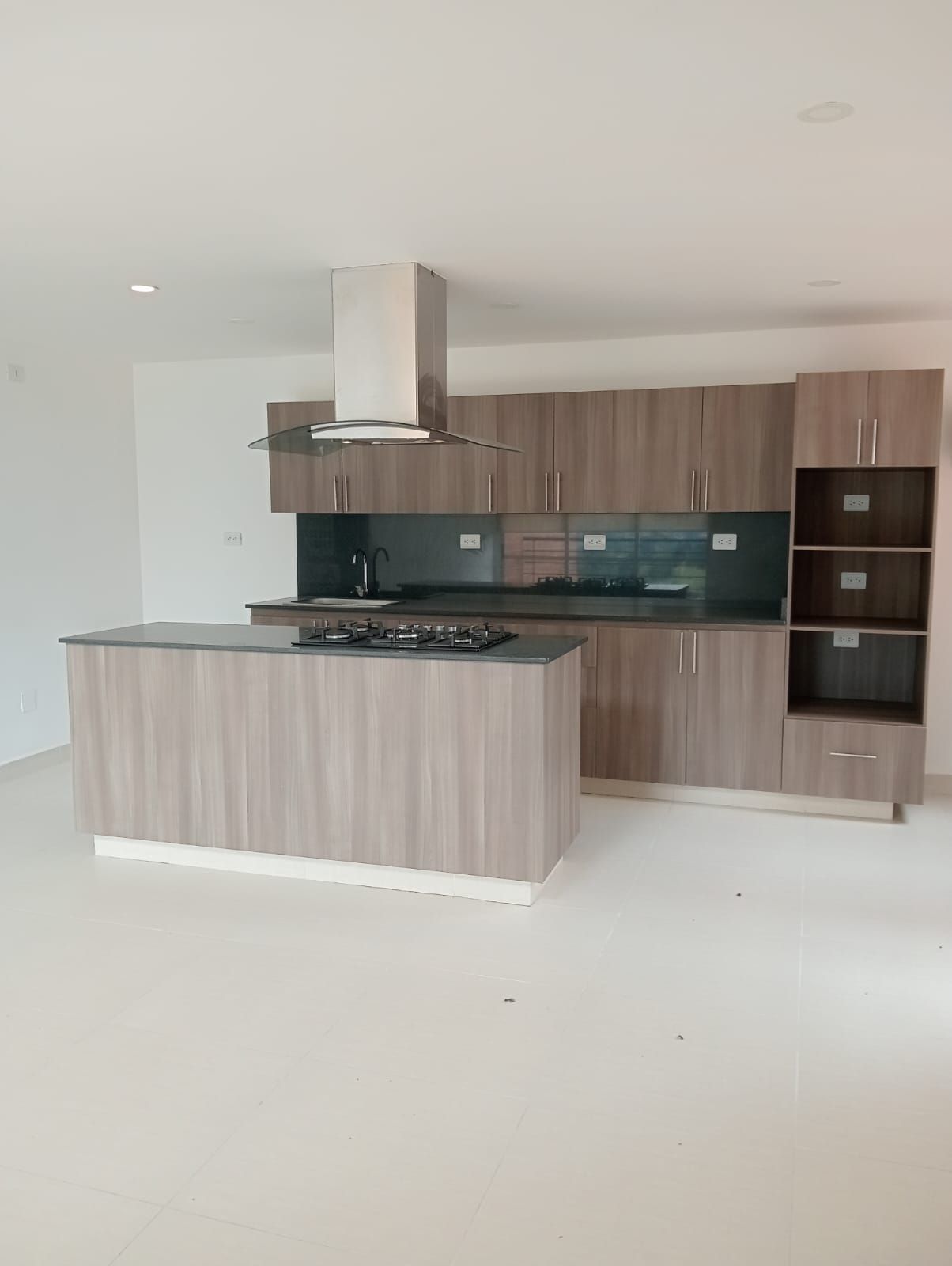 Apartamento en arriendo Antioquia Rionegro Ub Riogrande 140 m2 Habitaciones 3 Baños 3 Garajes 1 Precio $3500000