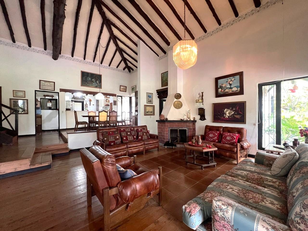 Casa en arriendo Antioquia El Carmen De Viboral Ub San Fernando 550 m2 Habitaciones 5 Baños 4 Garajes 3 Precio $12500000