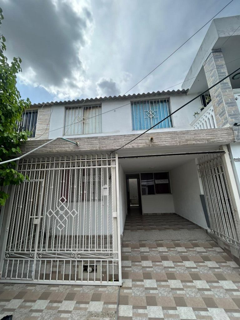 Casa en arriendo Atlántico Soledad Los Robles Et Ix 60 m2 Habitaciones 3 Baños 2 Garajes 1 Precio $1000000