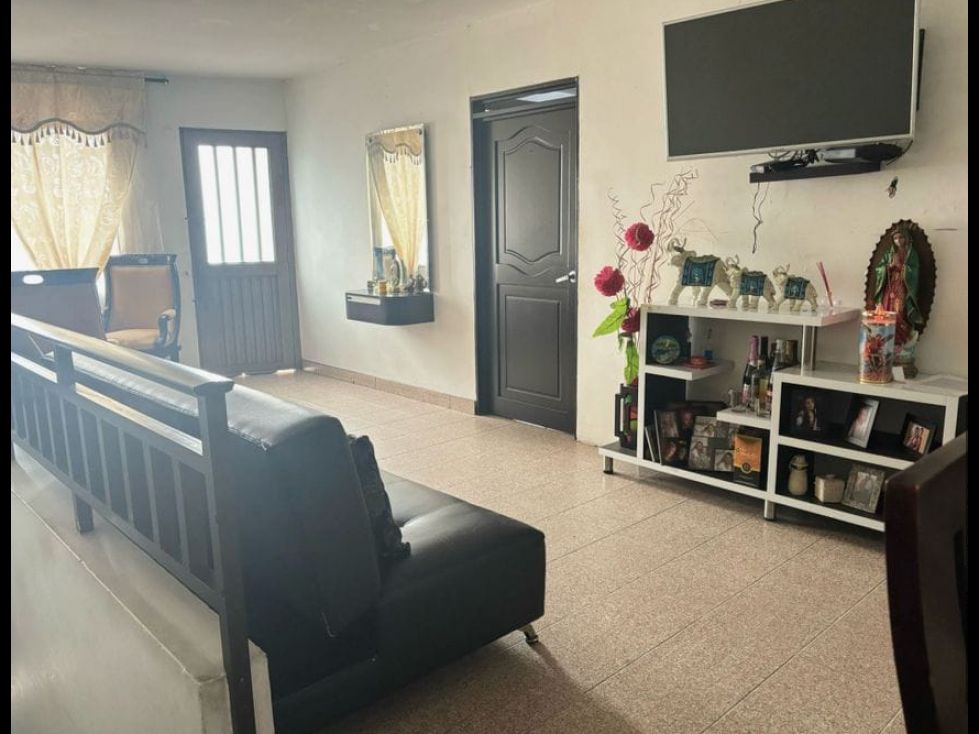 Apartamento en venta Risaralda Pereira Pereira 208 m2 Habitaciones 5 Baños 2 Garajes 0 Precio $310000000