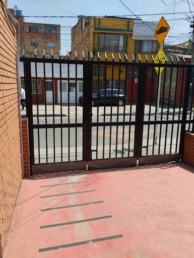 Casa en venta Cundinamarca Bogotá Ub Carvajal 156 m2 Habitaciones 3 Baños 2 Garajes 1 Precio $1100000000