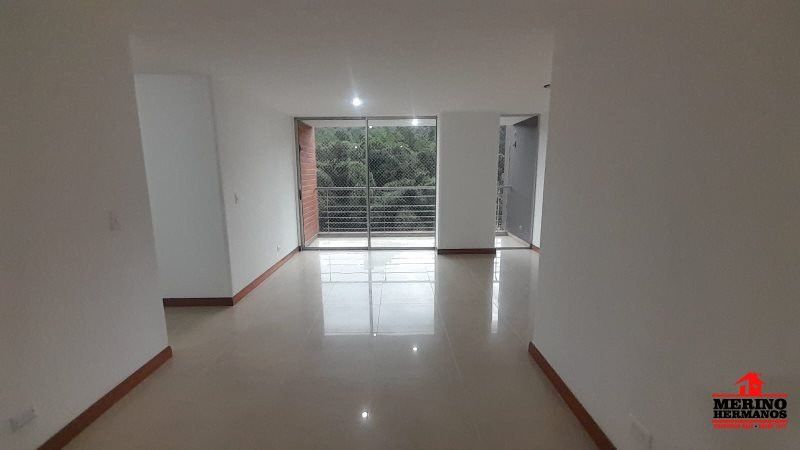 Apartamento en arriendo Antioquia Envigado Uribe Ángel 76 m2 Habitaciones 2 Baños 2 Garajes 1 Precio $3500000