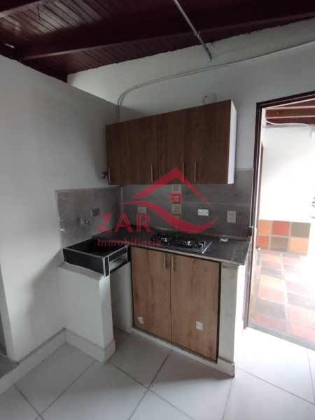 Apartaestudio en arriendo Antioquia Medellín Las Estancias 15 m2 Habitaciones 1 Baños 1 Garajes 0 Precio $550000