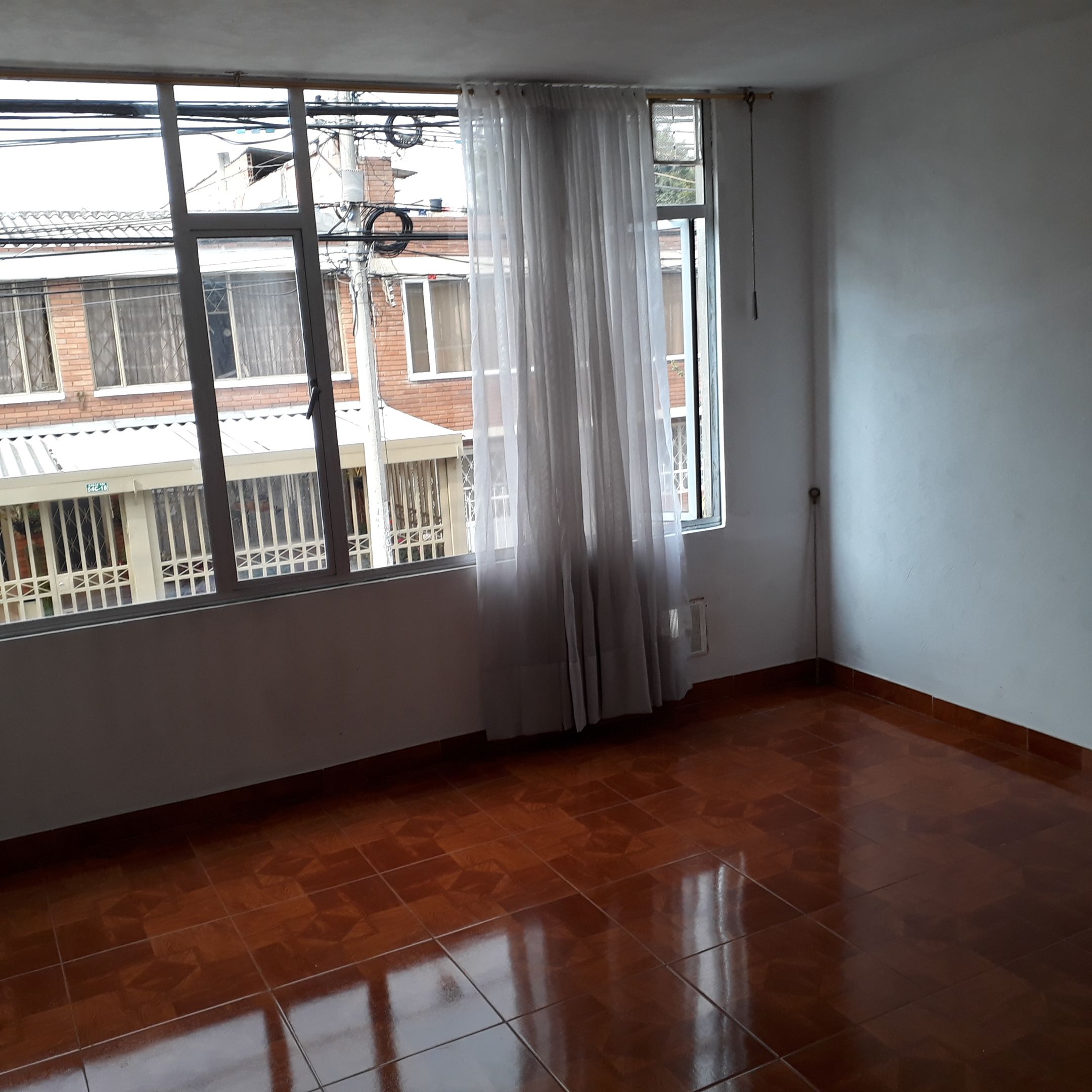 Apartamento en arriendo Cundinamarca Bogotá San Cipriano 62 m2 Habitaciones 3 Baños 1 Garajes 0 Precio $1400000