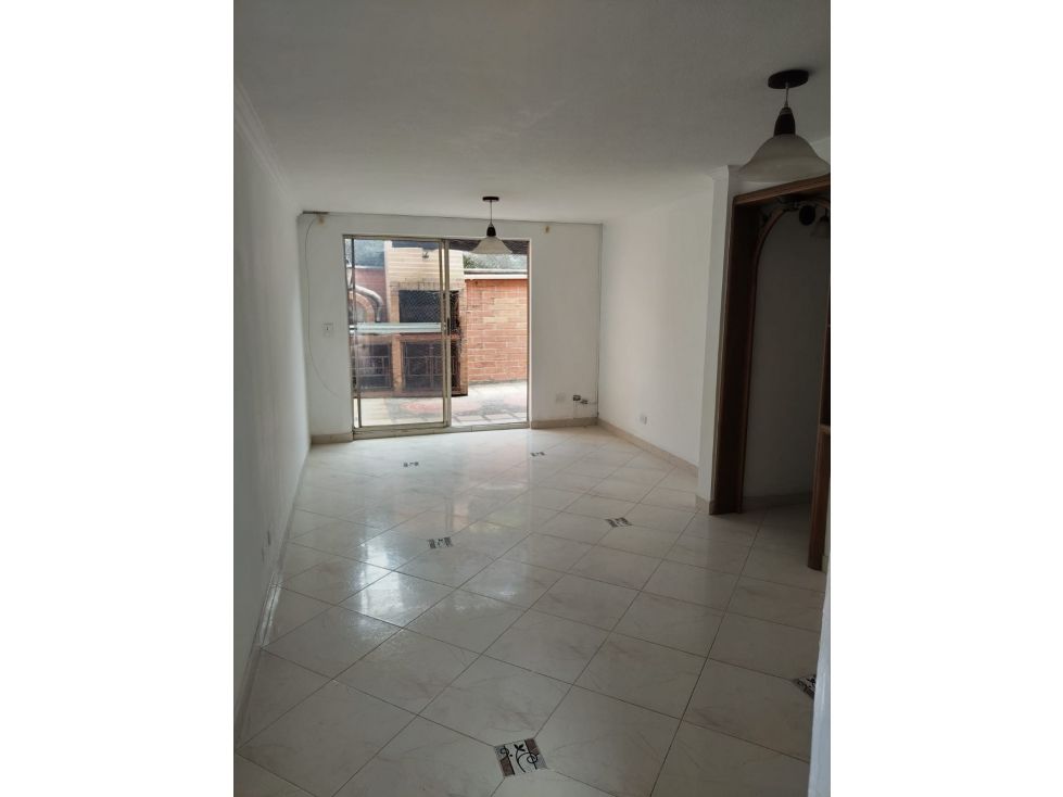 Casa en venta Antioquia Medellín La Mota 87 m2 Habitaciones 3 Baños 2 Garajes 1 Precio $650000000