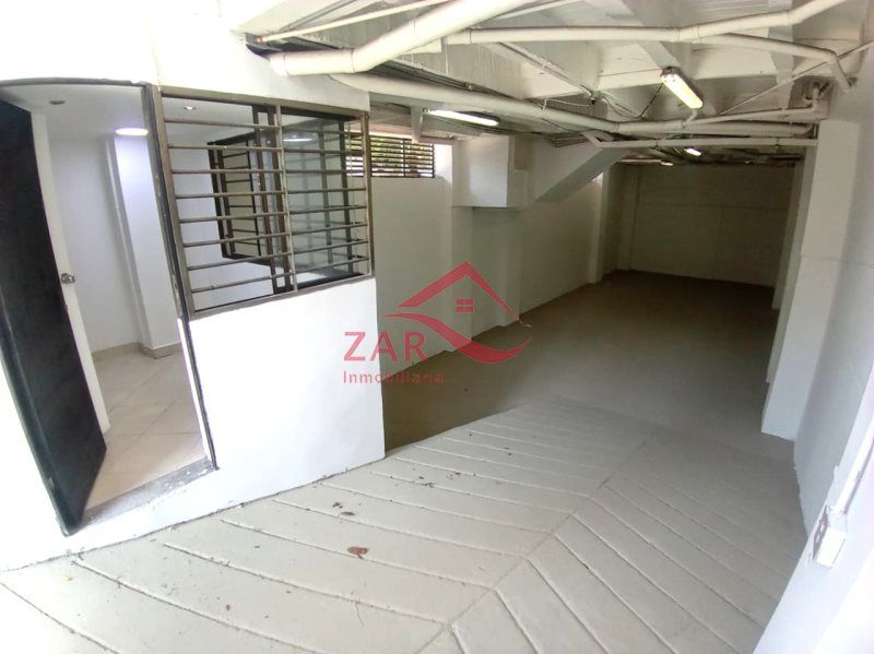 Bodega en arriendo Antioquia Medellín Cristobal 120 m2 Habitaciones 0 Baños 1 Garajes 0 Precio $4600000