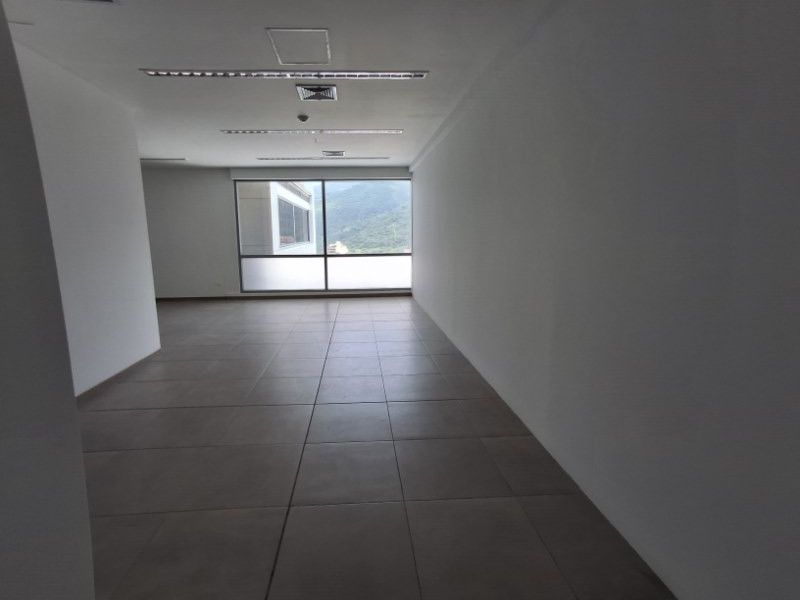 Oficina en arriendo Valle Del Cauca Cali Chipichape 56 m2 Habitaciones 0 Baños 1 Garajes 1 Precio $4556000