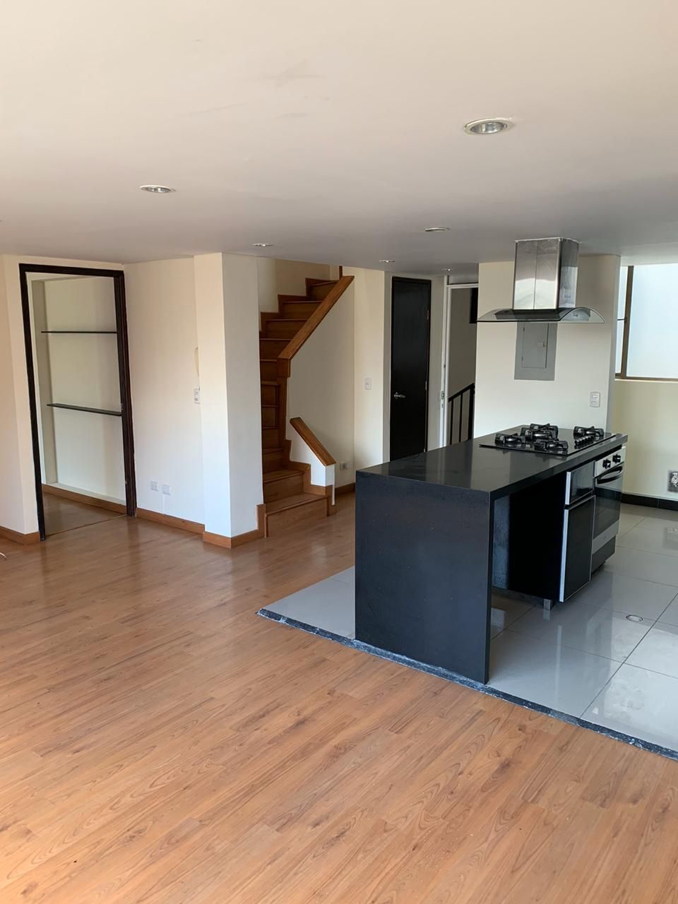 Apartamento en venta Cundinamarca Bogotá Teusaquillo 120 m2 Habitaciones 4 Baños 3 Garajes 1 Precio $650000000