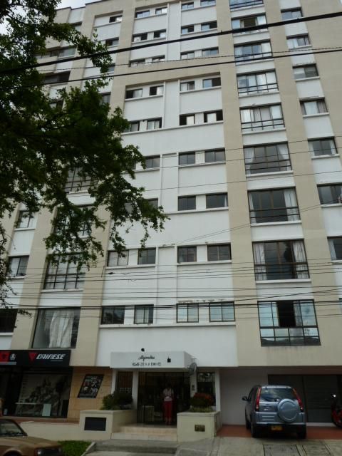 Apartamento en arriendo Valle Del Cauca Cali Santa Mónica 72 m2 Habitaciones 2 Baños 2 Garajes 1 Precio $2700000