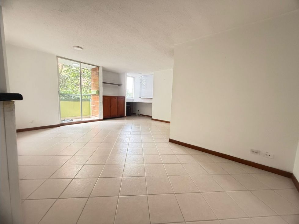 Apartamento en arriendo Antioquia Envigado La Sebastiana 65 m2 Habitaciones 2 Baños 2 Garajes 1 Precio $2500000