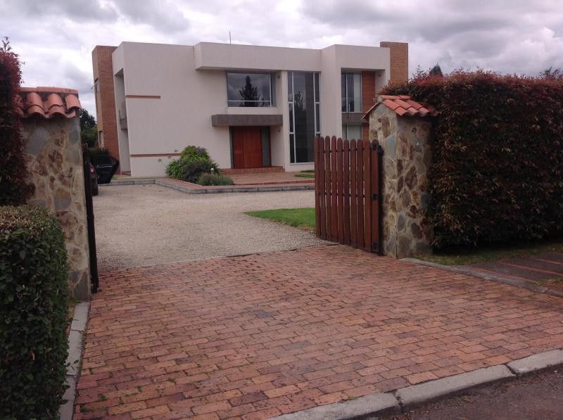 Casa en venta Cundinamarca Tenjo Tenjo 450 m2 Habitaciones 4 Baños 5 Garajes 4 Precio $2600000000