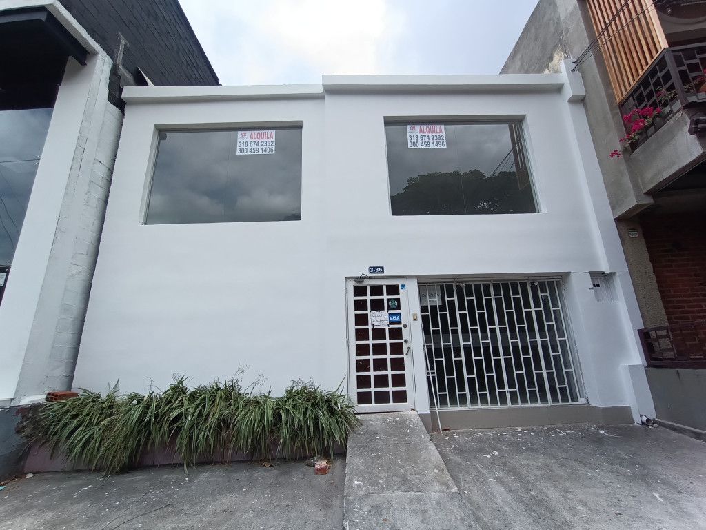 Local en arriendo Valle Del Cauca Cali San Fernando Viejo 250 m2 Habitaciones 0 Baños 4 Garajes 3 Precio $9800000