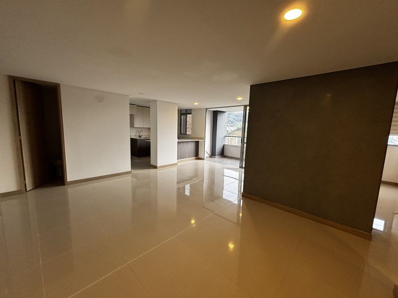 Apartamento en arriendo Antioquia Envigado Villa Verde 95 m2 Habitaciones 3 Baños 2 Garajes 1 Precio $4100000