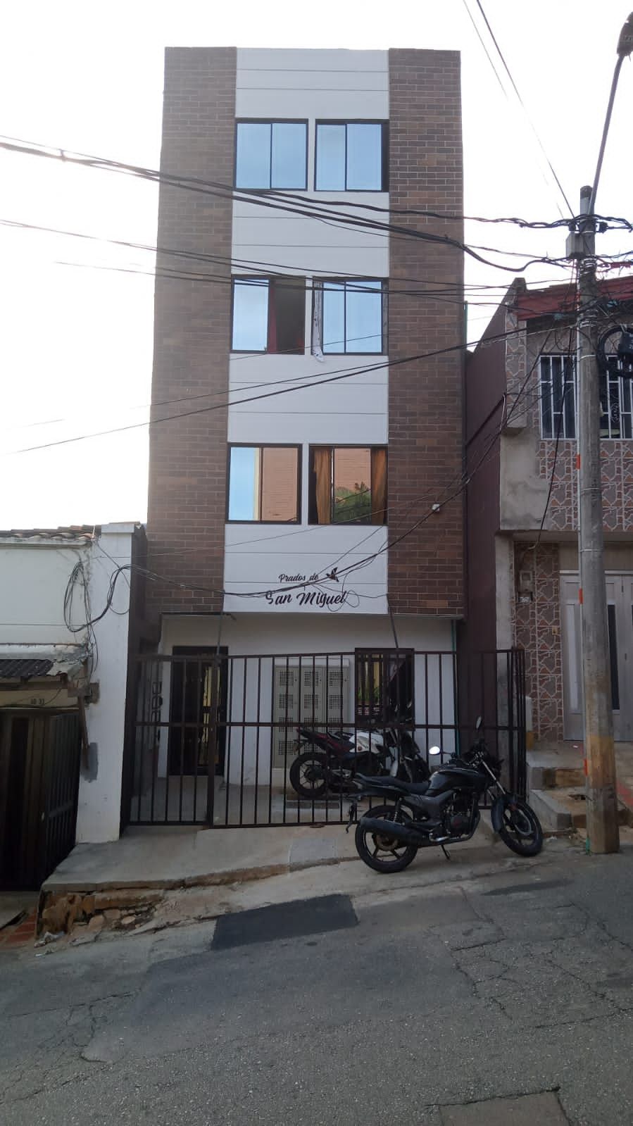 Apartamento en arriendo Antioquia Medellín San Miguel 64 m2 Habitaciones 2 Baños 1 Garajes 0 Precio $1100000