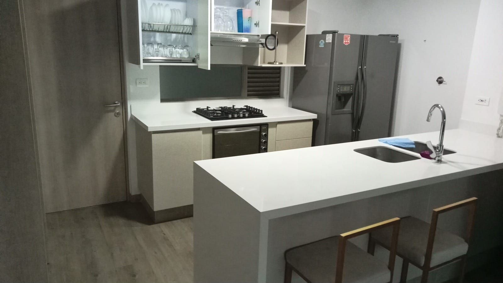 Apartamento en arriendo Antioquia Medellín Los Balsos No2 67 m2 Habitaciones 1 Baños 2 Garajes 1 Precio $6000000