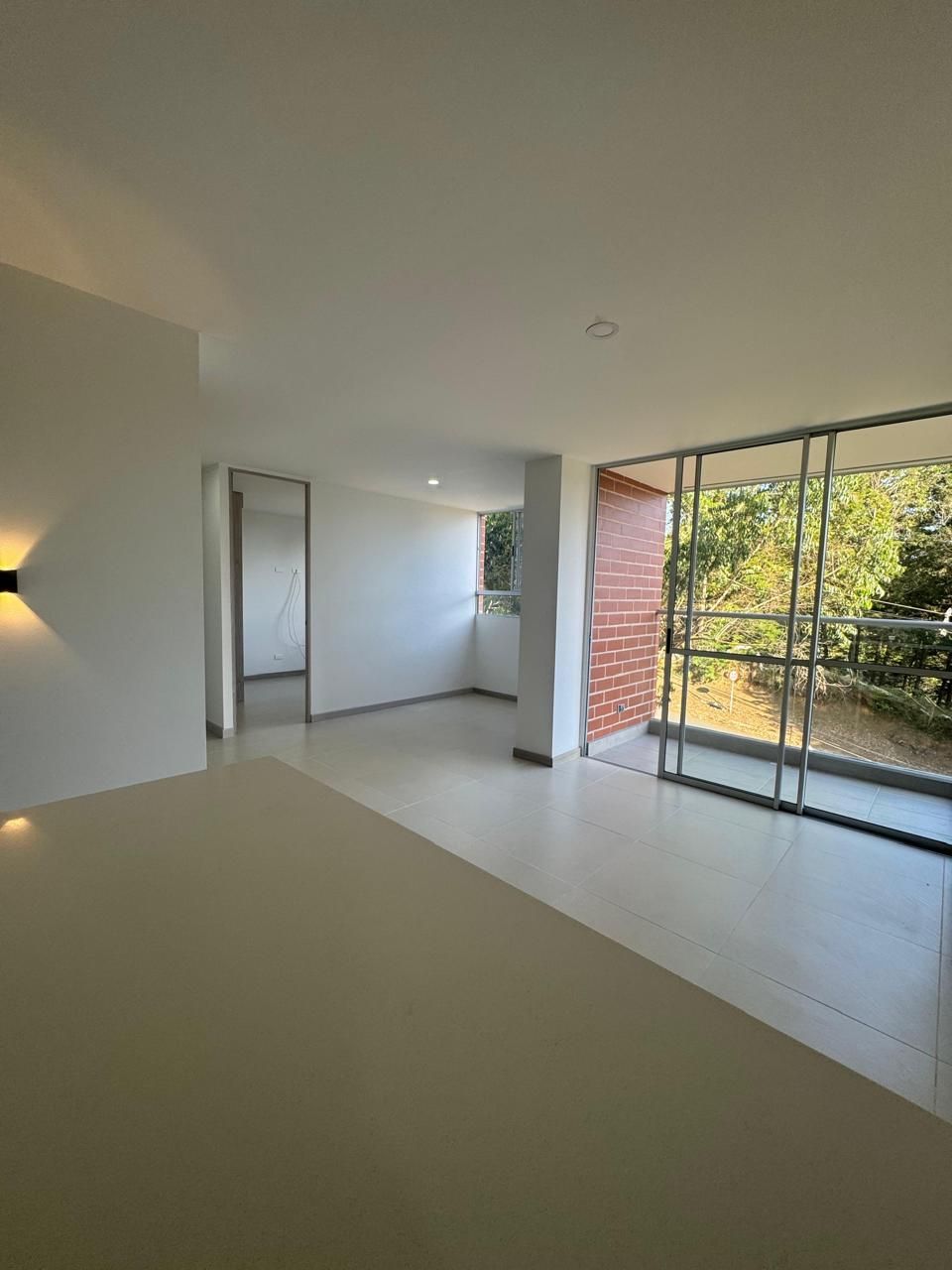 Apartamento en arriendo Antioquia Rionegro El Faro 2 m2 Habitaciones 2 Baños 2 Garajes 1 Precio $2400000