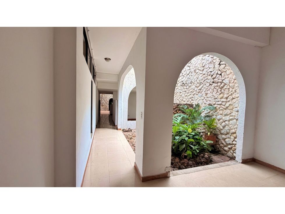 Casa en venta Valle Del Cauca Cali 3 De Julio 504 m2 Habitaciones 11 Baños 7 Garajes 3 Precio $900000000