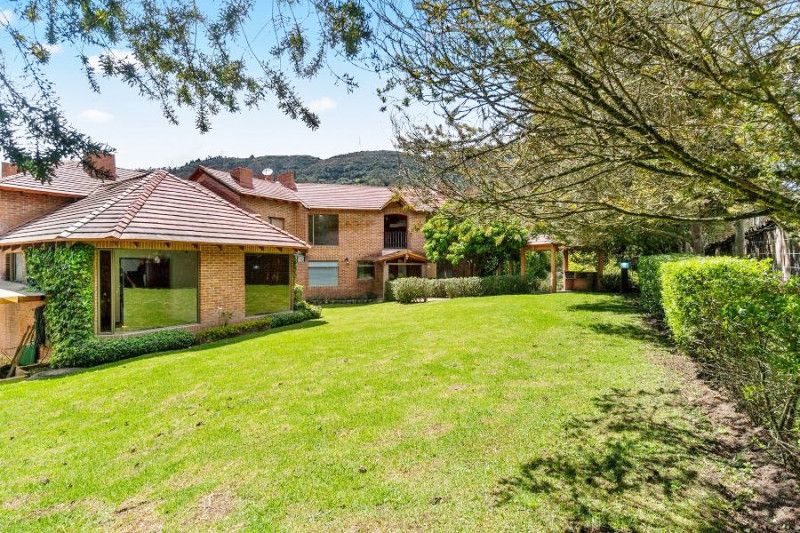 Casa en venta Cundinamarca La Calera Centro 497 m2 Habitaciones 5 Baños 7 Garajes 7 Precio $1900000000