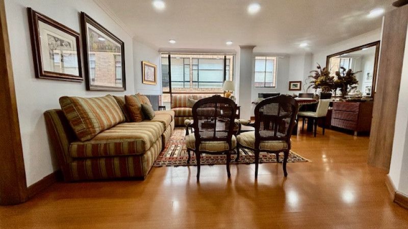 Apartamento en venta Cundinamarca Bogotá La Carolina 111 m2 Habitaciones 2 Baños 3 Garajes 2 Precio $740000000