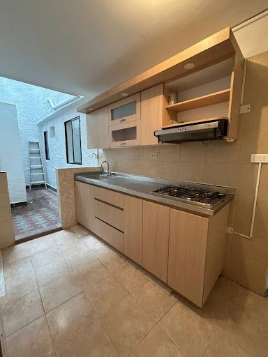 Casa en arriendo Antioquia Medellín Buenos Aires 160 m2 Habitaciones 3 Baños 2 Garajes 2 Precio $2700000