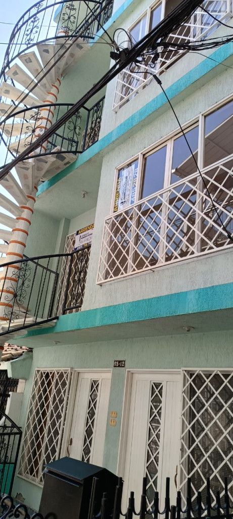 Apartamento en arriendo Valle Del Cauca Cali Los Guayacanes 50 m2 Habitaciones 3 Baños 1 Garajes 0 Precio $1100000