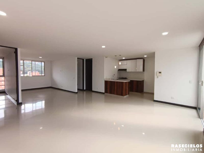 Apartamento en arriendo Antioquia Medellín Rosales 80 m2 Habitaciones 2 Baños 2 Garajes 1 Precio $3300000