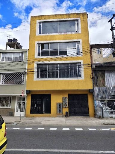 Local en arriendo Cundinamarca Bogotá Colombia 131 m2 Habitaciones 0 Baños 2 Garajes 0 Precio $5000000