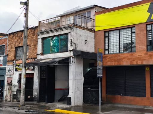 Local en arriendo Cundinamarca Bogotá Santander 220 m2 Habitaciones 0 Baños 0 Garajes 0 Precio $7000000