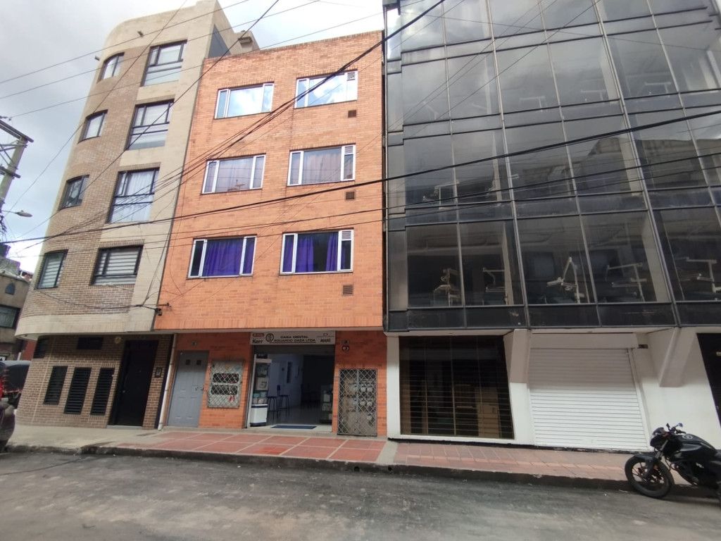 Apartaestudio en arriendo Cundinamarca Bogotá Chapinero Sur Occidental 28 m2 Habitaciones 1 Baños 1 Garajes 0 Precio $1100000
