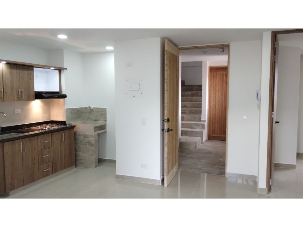 Apartamento en arriendo Antioquia Medellín Pedregal 75 m2 Habitaciones 3 Baños 2 Garajes 1 Precio $3300000