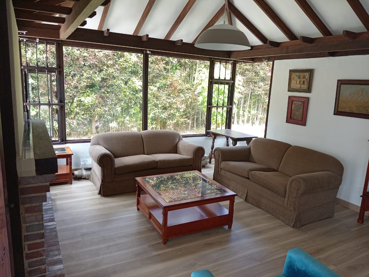 Casa en arriendo o venta Cundinamarca Cota Tarragona 167 m2 Habitaciones 3 Baños 3 Garajes 6 Precio venta $1990000000 Precio arriendo $7000000