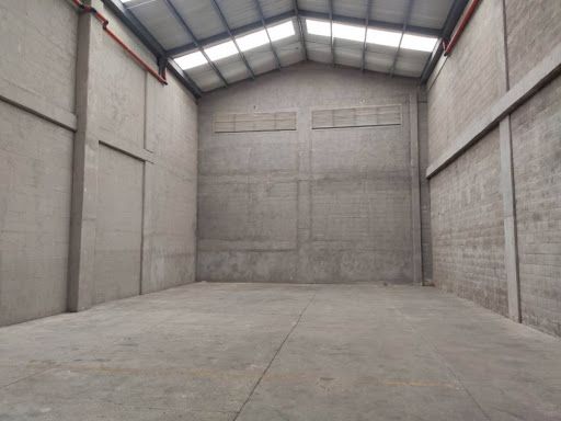 Bodega en arriendo Antioquia La Estrella San Miguel 450 m2 Habitaciones 0 Baños 4 Garajes 2 Precio $16000000