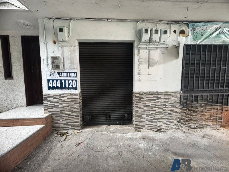 Local en arriendo Antioquia Medellín Lorena 25 m2 Habitaciones 0 Baños 1 Garajes 0 Precio $1400000