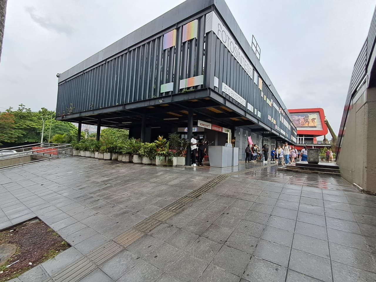 Local en arriendo Antioquia Medellín Moravia 19 m2 Habitaciones 0 Baños 0 Garajes 0 Precio $6250000