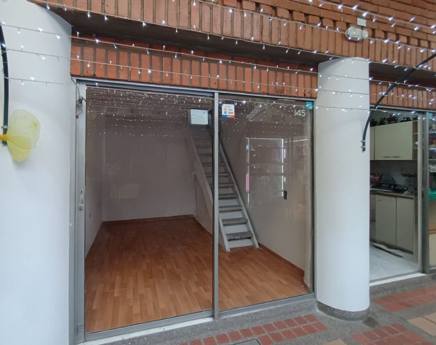 Local en arriendo Antioquia Medellín San Diego 13 m2 Habitaciones 0 Baños 1 Garajes 0 Precio $1850000