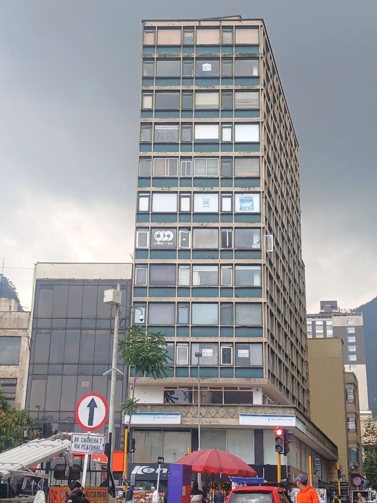 Oficina en arriendo Cundinamarca Bogotá La Veracruz 150 m2 Habitaciones 0 Baños 2 Garajes 0 Precio $6110700