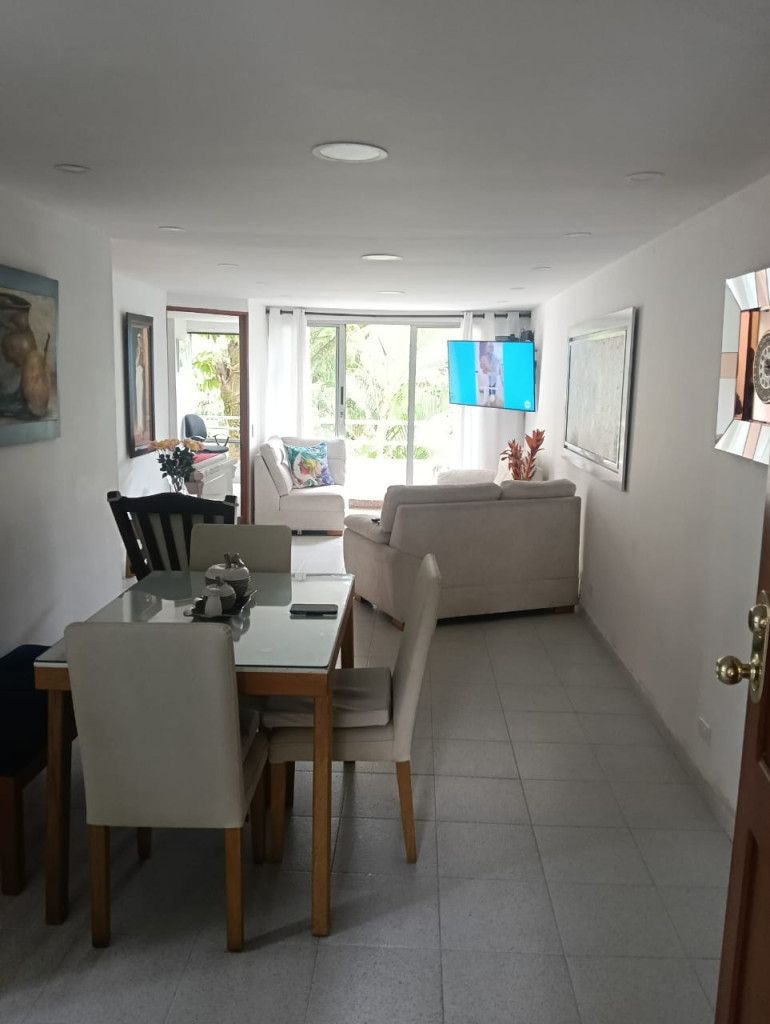 Apartamento en venta Antioquia Medellín Rosales 60 m2 Habitaciones 2 Baños 2 Garajes 1 Precio $410000000