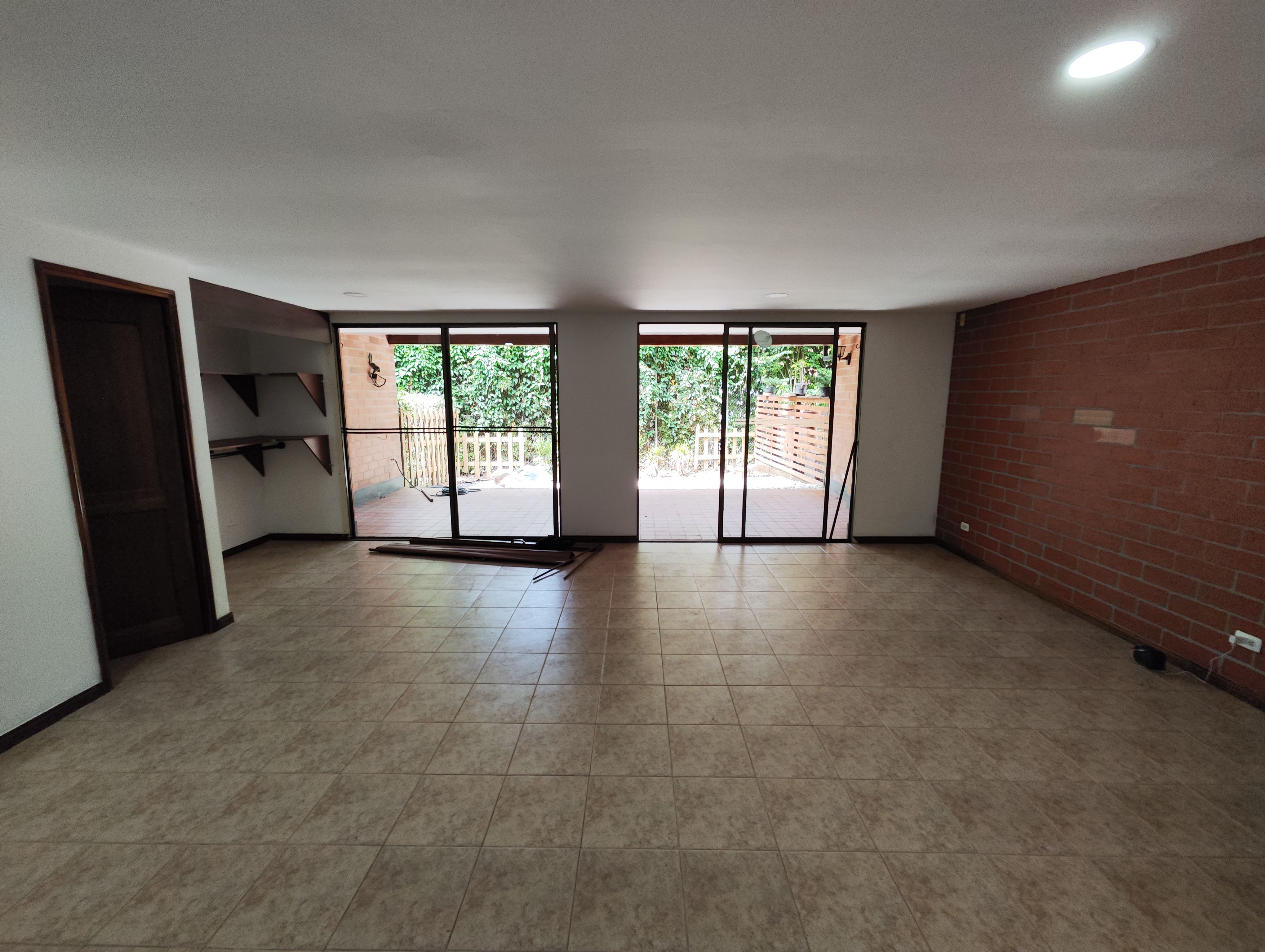 Casa en arriendo Antioquia Envigado La Inmaculada 190 m2 Habitaciones 3 Baños 3 Garajes 2 Precio $8000000