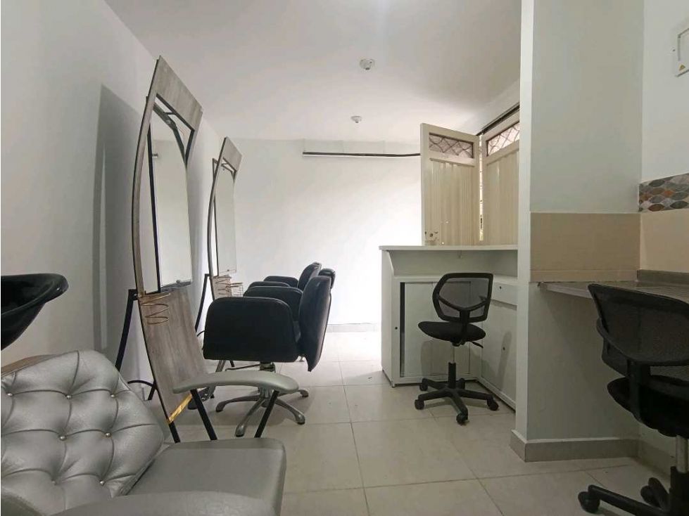 Local en arriendo Antioquia Medellín Pedregal 15 m2 Habitaciones 0 Baños 1 Garajes 0 Precio $1260000