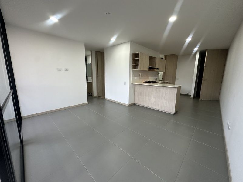 Apartamento en arriendo Antioquia Envigado El Chocho 70 m2 Habitaciones 2 Baños 2 Garajes 2 Precio $3800000