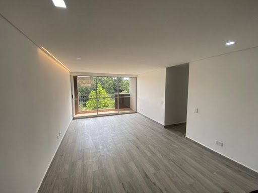 Apartamento en arriendo Antioquia Rionegro Urbanizacion Serranias 75 m2 Habitaciones 3 Baños 2 Garajes 1 Precio $2400000