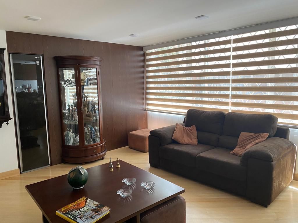 Apartaestudio en arriendo o venta Cundinamarca Bogotá Chico 48 m2 Habitaciones 1 Baños 1 Garajes 2 Precio venta $415000000 Precio arriendo $3429000