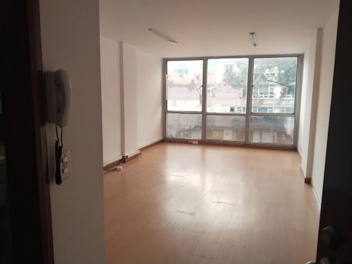Oficina en arriendo Cundinamarca Bogotá Lago Gaitan 2569 m2 Habitaciones 0 Baños 1 Garajes 1 Precio $3050000