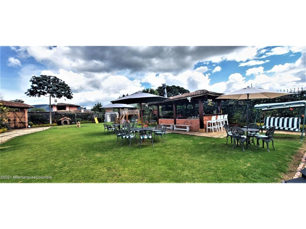 Casa en arriendo Cundinamarca Chía Chia 287 m2 Habitaciones 3 Baños 5 Garajes 5 Precio $11100000