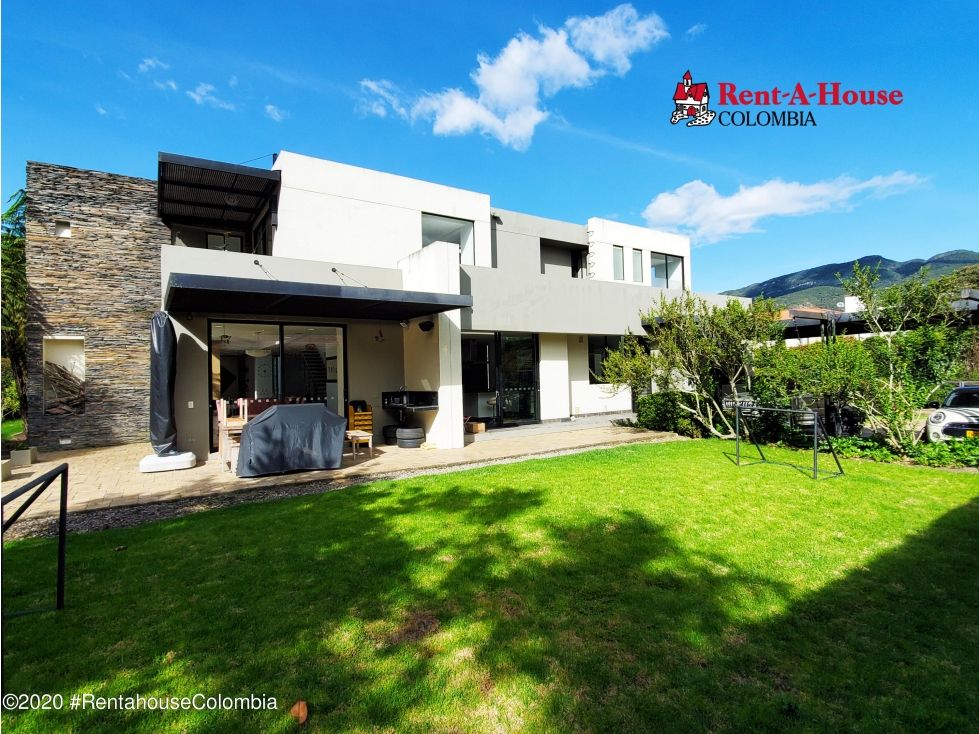 Casa en venta Cundinamarca Bogotá Casa Blanca 680 m2 Habitaciones 4 Baños 5 Garajes 3 Precio $3800000000