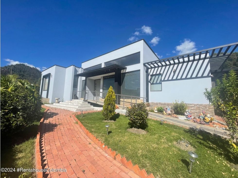 Casa en venta Cundinamarca Sopó Sopó 340 m2 Habitaciones 4 Baños 7 Garajes 6 Precio $1750000000